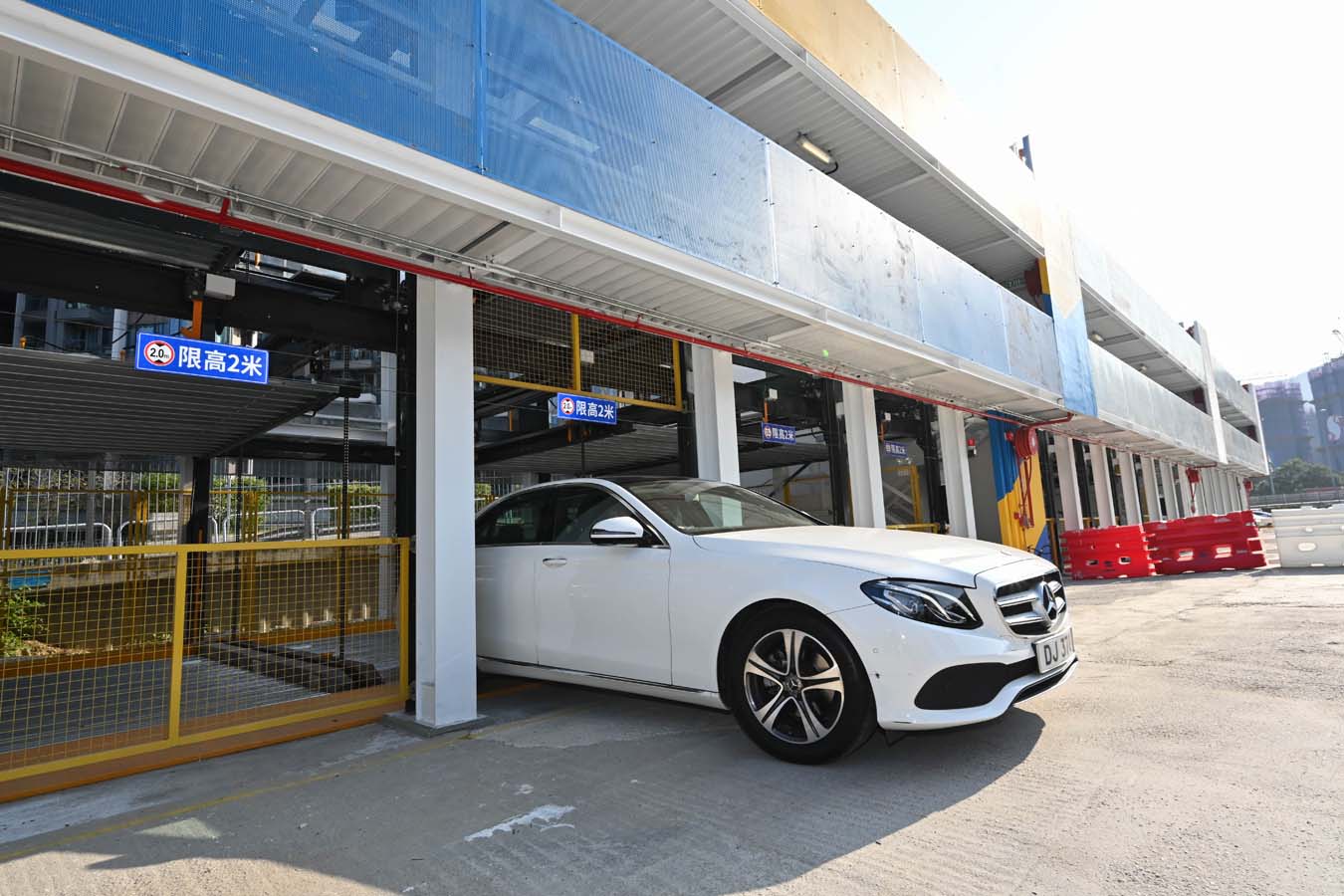 自动泊車系统 (2022)