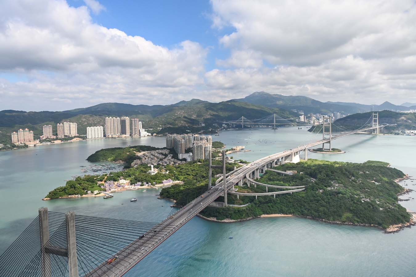 青马大桥 (2023)
