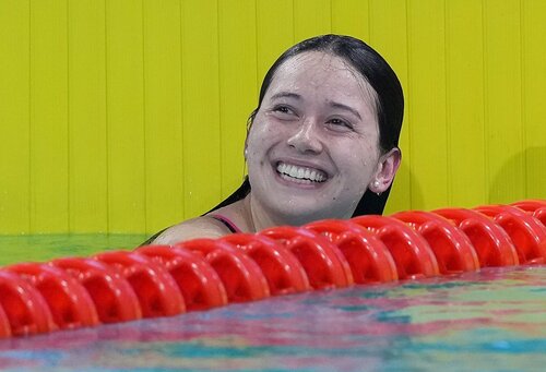 Golden girl! Congrats to Hong Kong swimming superstar Siobhan Haughey on clinching the gold medal by winning the Women's 200m Freestyle at the 15th National Games yesterday (Nov 13). It's Hong Kong's third gold of the Games so far, following earlier triumphs in sailing and https://t.co/7GTWbiTWKq