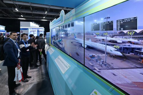 Airspace Asia Pacific 2025 completed its successful debut at AsiaWorld-Expo (Dec 11), reinforcing Hong Kong's status as an international aviation hub. As the first Asia-Pacific exhibition and conference under Airspace World, the event, themed "Shaping the Future of Asia Pacific's https://t.co/MP4exECssj