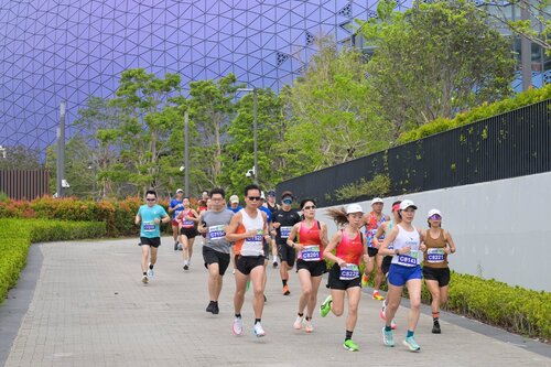 Sport for all! More than 4,300 runners of mixed ages and abilities took part in the Kai Tak Run 2026 (Mar 29), enjoying the experience and energy of competing at Kai Tak Sports Park. This second edition of the event featured both a 3km and a newly introduced 10km route, offering https://t.co/GfAmAjHFVu