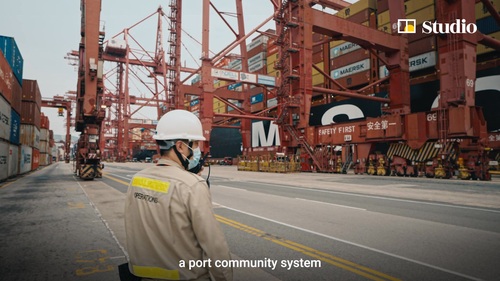 How Hong Kong’s shipping industry is navigating towards a smart and sustainable future!🚢 As a global shipping hub in Asia, the city is focused on deploying the latest digital technology, promoting cross-sector collaboration and effective policymaking, which includes an action plan to develop Hong Kong into a green maritime fuel bunkering and trading centre. Industry leaders share their views with the South China Morning Post.   https://www.scmp.com/native/business/topics/hong-kong-city-strengths/article/3317415/hong-kong-charts-sustainable-and-smart-future-shipping  #hongkong #brandhongkong #asiasworldcity #SCMP #sustainability #logistics #technology #shipping