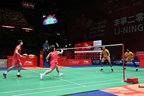 囊括五冠，氣勢如虹！🔥 中國羽毛球代表隊於李寧二零二五香港公開羽毛球錦標賽中橫掃女單、男單、女雙、男雙及混雙五個項目冠軍，賽事昨日（9月14日）在香港體育館圓滿落幕。🏸 港隊「鄧謝配」鄧俊文及謝影雪於9月12日混雙八強先取一局，但力拚67分鐘後，最終以1：2 負於印尼組合亞南（Adnan Maulana）及賈米爾（Indah Cahya Sari Jamil）。感謝來自17個國家和地區的選手們帶來精彩絕倫的賽事！👏  #香港 #香港品牌 #亞洲國際都會 #盛事之都 #盛事香港 #活力澎湃 #羽毛球 #李寧香港公開羽毛球錦標賽 #香港公開羽毛球錦標賽2025 #羽聯世界巡迴賽