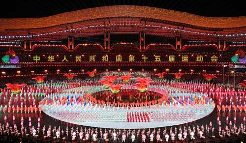 Let the Games begin! The official grand opening of the 15th National Games was held in Guangzhou yesterday (Nov 9) and attended by President Xi Jinping. Representatives from the three co-hosts, Guangdong, Hong Kong and Macao, paraded together during the opening ceremony. The 15th National Games (until Nov 21) is a landmark sporting event for the country. Check the competition schedule and cheer for the athletes: https://www.2025nationalgames.gov.hk/  #hongkong #brandhongkong #asiasworldcity #dynamic #nationalgames