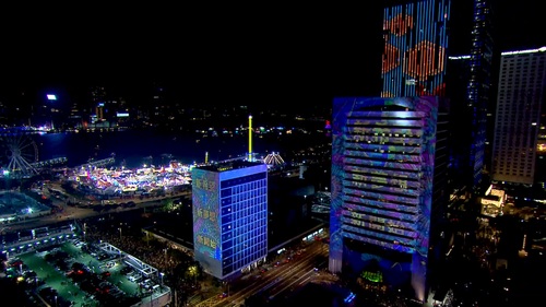 Happy New Year!🎉 See how a lively crowd of locals and tourists welcomed the arrival of 2026 in Hong Kong by joining a New Year Countdown and enjoying a music and light show at Chater Road pedestrian zone in Central (Jan 1), while other festive gatherings took place across the city.🎊 Building on the achievements of last year, including the grand opening of Kai Tak Sports Park in March 2025, Hong Kong is looking forward to another blockbuster year of major sports and entertainment events to attract even more visitors to the city. Here's to a 2026 filled with positive energy, care, and peaceful blessings!🌟  Video: Hong Kong Tourism Board Discover Hong Kong  #hongkong #brandhongkong #asiasworldcity #megaevents #megaHK #happynewyear