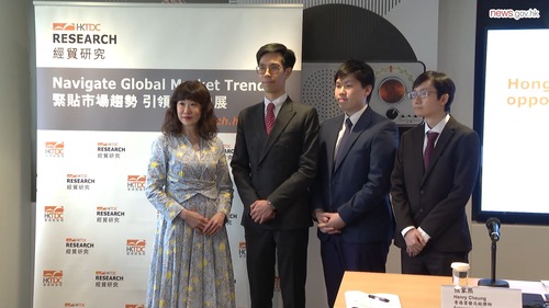 Exploring business opportunities in the Middle East! With Hong Kong's high-level delegation set to visit Qatar and Kuwait next week, find out how the city's role as a "super connector" can link up local and Mainland China companies with partners in the Middle East and across the Belt and Road region. A survey by the #HKTDC found that 77% of Mainland firms would like to explore Belt and Road opportunities via Hong Kong by making use of the city’s international financial and professional services expertise.  Featured:  Irina Fan, Director of Research, Hong Kong Trade Development Council  發掘中東商機。香港的商貿代表團下週將前往卡塔爾和科威特訪問，發揮香港超級聯繫人的角色，將本地及內地企業與中東及「一帶一路」地區的伙伴聯繫起來。香港貿易發展局的一項調查顯示77%受訪內地企業希望透過利用香港的金融和專業服務發掘「一帶一路」的商機。  受訪嘉賓： 香港貿易發展局研究總監范婉兒  🎥: @newsgovhk   #hongkong #brandhongkong #asiasworldcity #BeltandRoad #香港 #香港品牌 #亞洲國際都會 #一帶一路