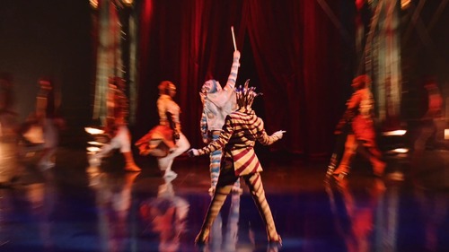 C'est magnifique🎪! Cirque du Soleil’s internationally acclaimed show, #KOOZA, returns to Hong Kong (May 21 - Jun 22) after a hiatus of seven years, in the first stop of a multi-destination Asia Tour. Featuring high-flying acrobatics, whimsical characters, lavish costumes, colourful sets and hilarious clowns propelled by a powerful live score, KOOZA is set to present an adrenaline-packed series of nail-biting high jinks. Don't miss the spectacular action in the Big Top at the Central Harbourfront. 🤹🥳  太陽馬戲團《#KOOZA》這個享譽國際的演出時隔七年重臨香港（5月21日至6月22日），亦是其亞洲巡迴的首站🎪。《KOOZA》融合了高空雜技、奇幻角色，華麗服裝，色彩繽紛的場景以及滑稽幽默的小丑，加上強勁的現場配樂，為觀眾帶來一場驚心動魄、刺激萬分的演出。《KOOZA》於中環海濱竪立的大帳幕（Big Top）上演，不容錯過。🤹🥳  🎪: @cirquedusoleil.hk 🎥: @kooza.cirquedusoleil  🔎: www.cirquedusoleil.com/kooza   #hongkong #brandhongkong #asiasworldcity #megaevents #megaHK #CirqueduSoleil #ArtsandEntertainment #香港 #香港品牌 #亞洲國際都會 #盛事之都 #盛事香港 #太陽馬戲團 #KOOZA #藝術和娛樂