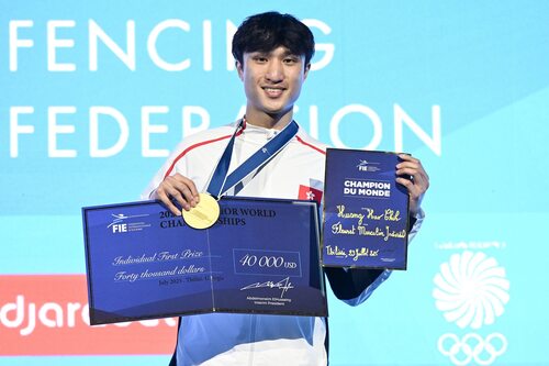 Congrats to Hong Kong's world champion fencer Ryan Choi! 🥇Ryan clinched a historic gold medal in the Men's Foil Individual event at the 2025 Fencing World Championships in Georgia. The 27-year-old local hero beat Russia's Kirill Borodachev 15-9 in the final to become the first Hong Kong fencer to win a gold medal at the Fencing World Championships.👏  Photos: Fencing Association of Hong Kong, China  恭賀香港首位劍擊世界冠軍蔡俊彥！🥇在格魯吉亞舉行的2025年世界劍擊錦標賽，27歲港將蔡俊彥於男子個人花劍取得金牌，在決賽以15：9擊敗俄羅斯的劍手，取得港隊史上第一面世錦賽金牌。👏  圖片：中國香港劍擊總會  @ryanchoiiiii   #hongkong #brandhongkong #asiasworldcity #fencingworldchampionships #FIE #香港 #香港品牌 #亞洲國際都會 #世界劍擊錦標賽 #FIE