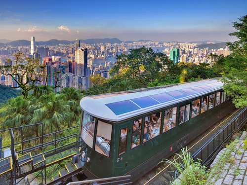 What makes Hong Kong one of the best cities in the world?🏙️✨ Time Out's latest survey of the best cities globally ranks Hong Kong 15th in the world and No.5 in Asia in 2026! The survey asked over 24,000 people across 50 cities what they love most about their home turf, from food and nightlife to affordability and quality of life. Hong Kong shone especially brightly for its public transport with 93% respondents rated it as 'good' or 'amazing' while most respondents (73%) said it was a great place for eating out and 76% enjoyed easily accessible arts and culture across the city. Come and discover your favourite things about Hong Kong, Asia's world city!🌟 https://www.timeout.com/hong-kong/news/hong-kong-has-been-ranked-the-15th-best-city-in-the-world-and-the-5th-best-in-asia-031126#:~:text=On%20a%20global%20scale%2C%20Hong,best%20city%20in%20the%20region.  香港再度躋身全球最佳城市之列！🏙️✨Time Out最新公布的全球最佳城市調查中，香港於2026年位列全球第15位，亞洲排名第5，成績亮眼。是次調查訪問了來自50個城市、逾24,000名受訪者，了解他們對居住地的喜愛之處，涵蓋美食、夜生活、消費水平及生活質素等多個範疇。香港在公共交通系統方面表現尤其突出，93%受訪者的評價為"良好"或"出色"。另有73%的受訪者認為香港是外出用餐的理想城市，亦有76%的受訪者表示可輕鬆享受城中豐富而便捷的藝術文化體驗。歡迎大家一同探索和感受這個亞洲國際都會的獨特魅力。🌟 https://www.timeout.com.hk/hong-kong/hk/%E6%9C%80%E6%96%B0%E6%83%85%E5%A0%B1/2026%E5%85%A8%E7%90%83%E6%9C%80%E4%BD%B3%E5%9F%8E%E5%B8%82%E6%8E%92%E5%90%8D%E5%87%BA%E7%88%90%EF%BC%81%E9%A6%99%E6%B8%AF%E6%99%89%E8%BA%AB%E4%BA%9E%E6%B4%B2%E4%BA%94%E5%BC%BA-031126   #hongkong #brandhongkong #asiasworldcity #bestcity #香港 #香港品牌 #亞洲國際都會 #最佳城市