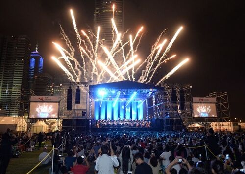 To all music lovers around the world, this coveted annual outdoor concert of the Hong Kong Philharmonic Orchestra at the Central Harbourfront will be back tomorrow (Nov 12), and will be streamed live on Brand Hong Kong’s Facebook! Stay tuned!   streamed live on Brand Hong Kong’s Facebook    Live steaming: Nov 12, 2022 (Sat) 7:30pm   Programme BERLIOZ ︳Roman Carnival Overture RACHMANINOV ︳Rhapsody on a Theme of Paganini ROSSINI ︳William Tell Overture: Finale VIVALDI ︳The Four Seasons: Summer WILLSON (arr. G. SALONGA) ︳“Seventy-Six Trombones" RESPIGHI ︳Pines of Rome  The Hong Kong Philharmonic Society Ltd #hongkong #brandhongkong #asiasworldcity #artsandculture #HKphil #Swire #SymphonyUnderTheStars